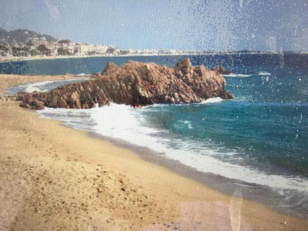 Villa Maupassant T2 Bord De Mer Cannes 0*,  France